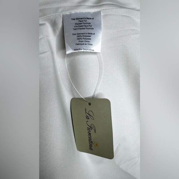 $450! La Fiorentina Faux Fur Cape Poncho Jacket with pockets Ivory One Size - Picture 5 of 7